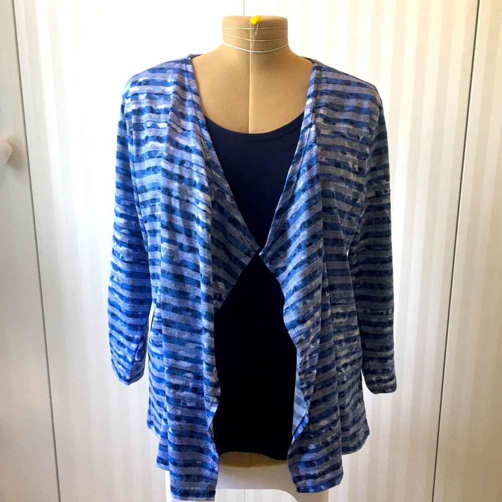 Classic Editions blue and white stripe cardigan tank fooler blouse Size XL
